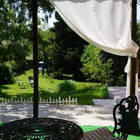 Notte Rosa & Relax Pensión *